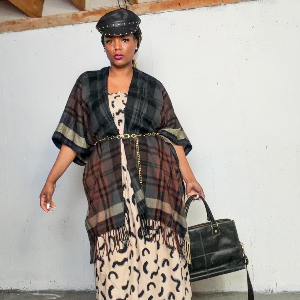 Plaid Fringe Kimono, fits M-L - Picture 1 of 8